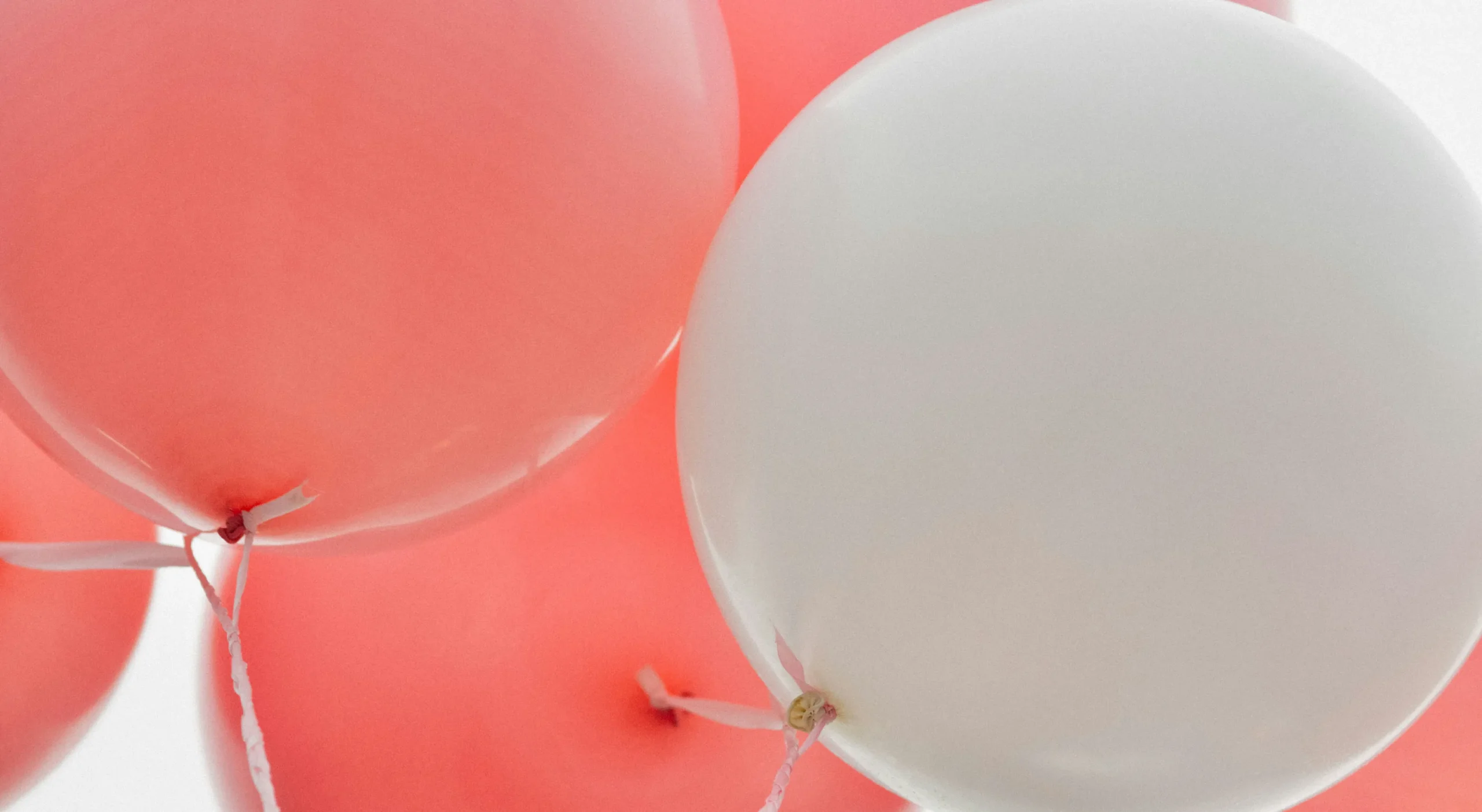 Ballons pour fêtes et moments à célébrer, illustrant les services : Tous autres événements